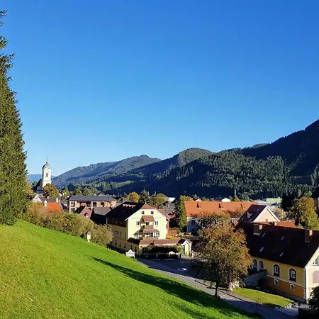 Familiengasthof Maier Mautern In Steiermark