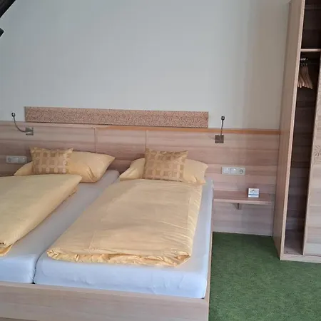 Szálloda Familiengasthof Maier