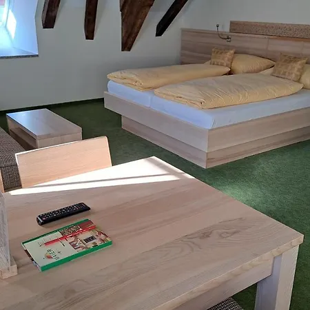 Szálloda Familiengasthof Maier Mautern In Steiermark