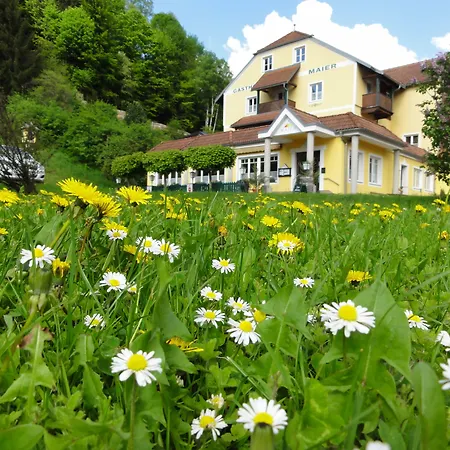 Otel Familiengasthof Maier Mautern In Steiermark