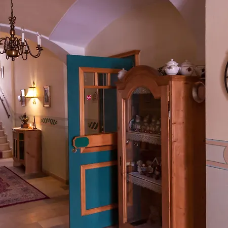 ホテル Familiengasthof Maier