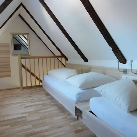 Familiengasthof Maier Mautern In Steiermark