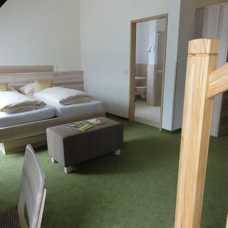 ホテル Familiengasthof Maier