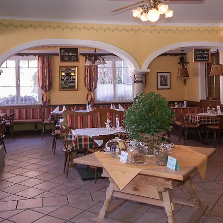 Familiengasthof Maier 3*