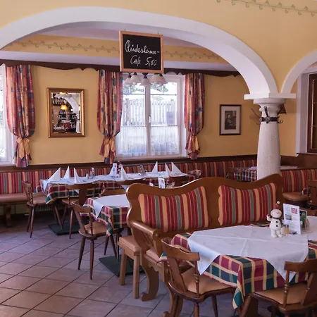 Hotel Familiengasthof Maier Mautern In Steiermark