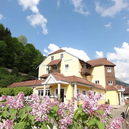 ホテル Familiengasthof Maier