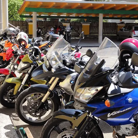 Otel Familiengasthof Maier Mautern In Steiermark