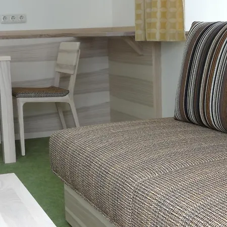 Otel Familiengasthof Maier Mautern In Steiermark