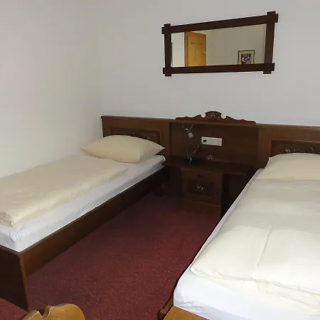 Hotel Familiengasthof Maier Mautern In Steiermark