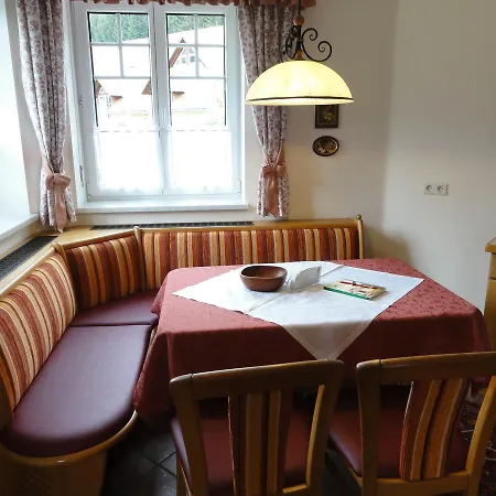 Otel Familiengasthof Maier Mautern In Steiermark