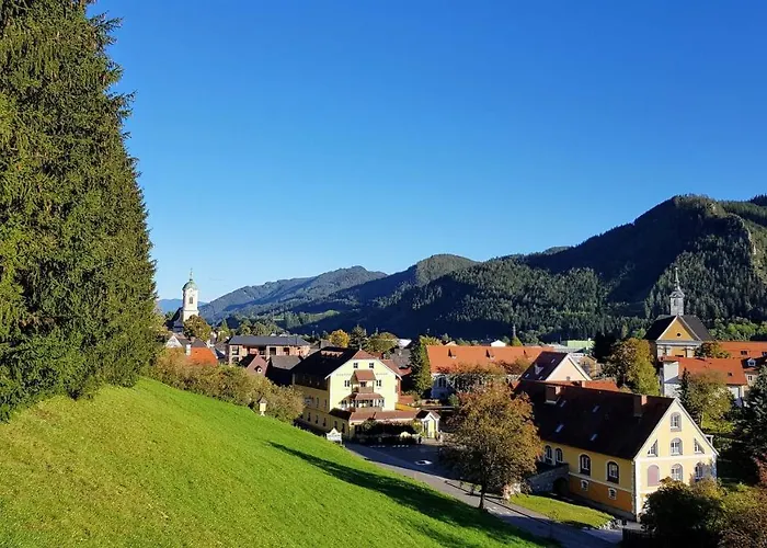 Familiengasthof Maier Mautern In Steiermark